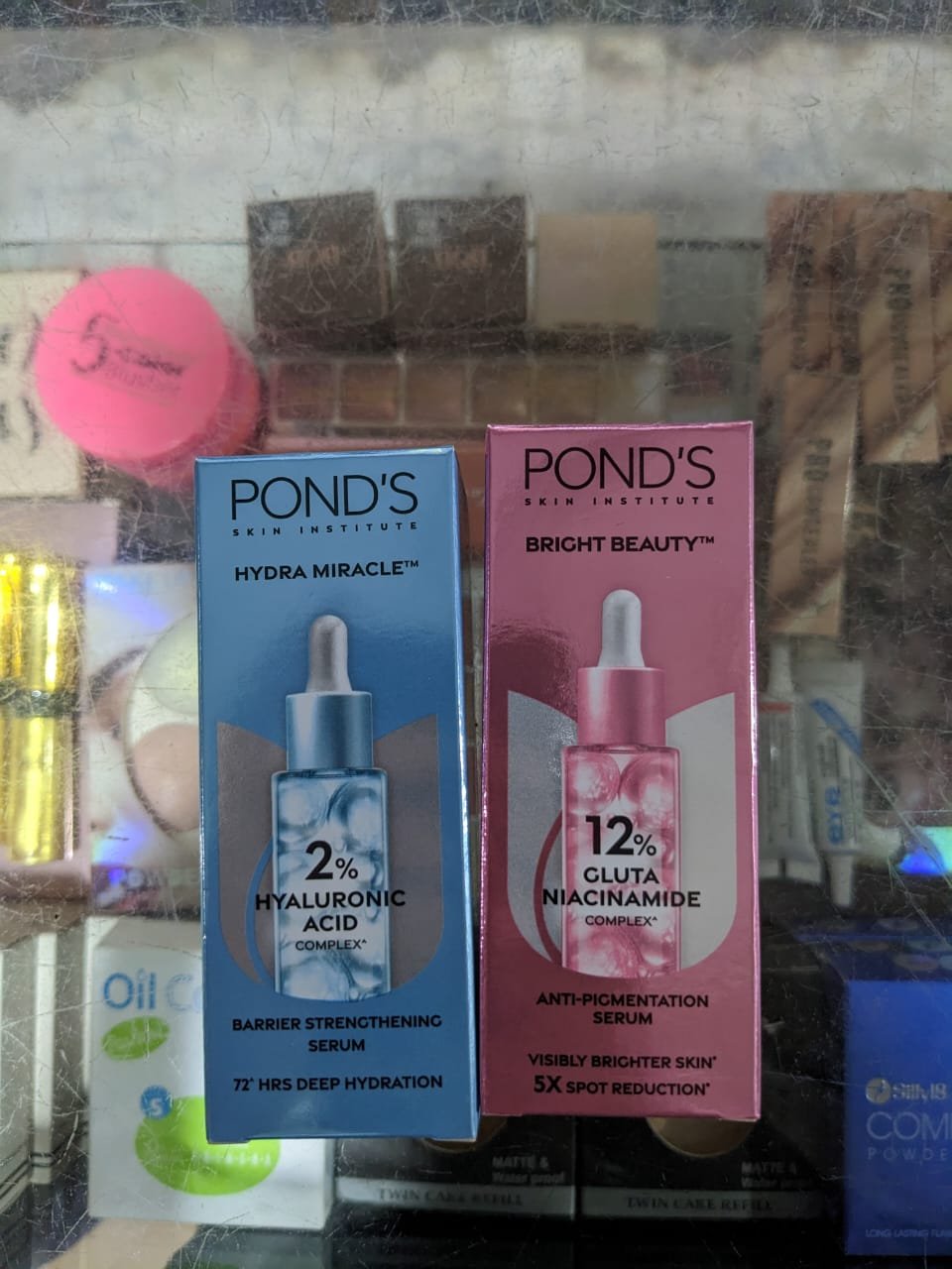 Pond's Skin Institute Hydra Miracle 2% Hyaluronic Acid Serum – 72 Hour Deep Hydration